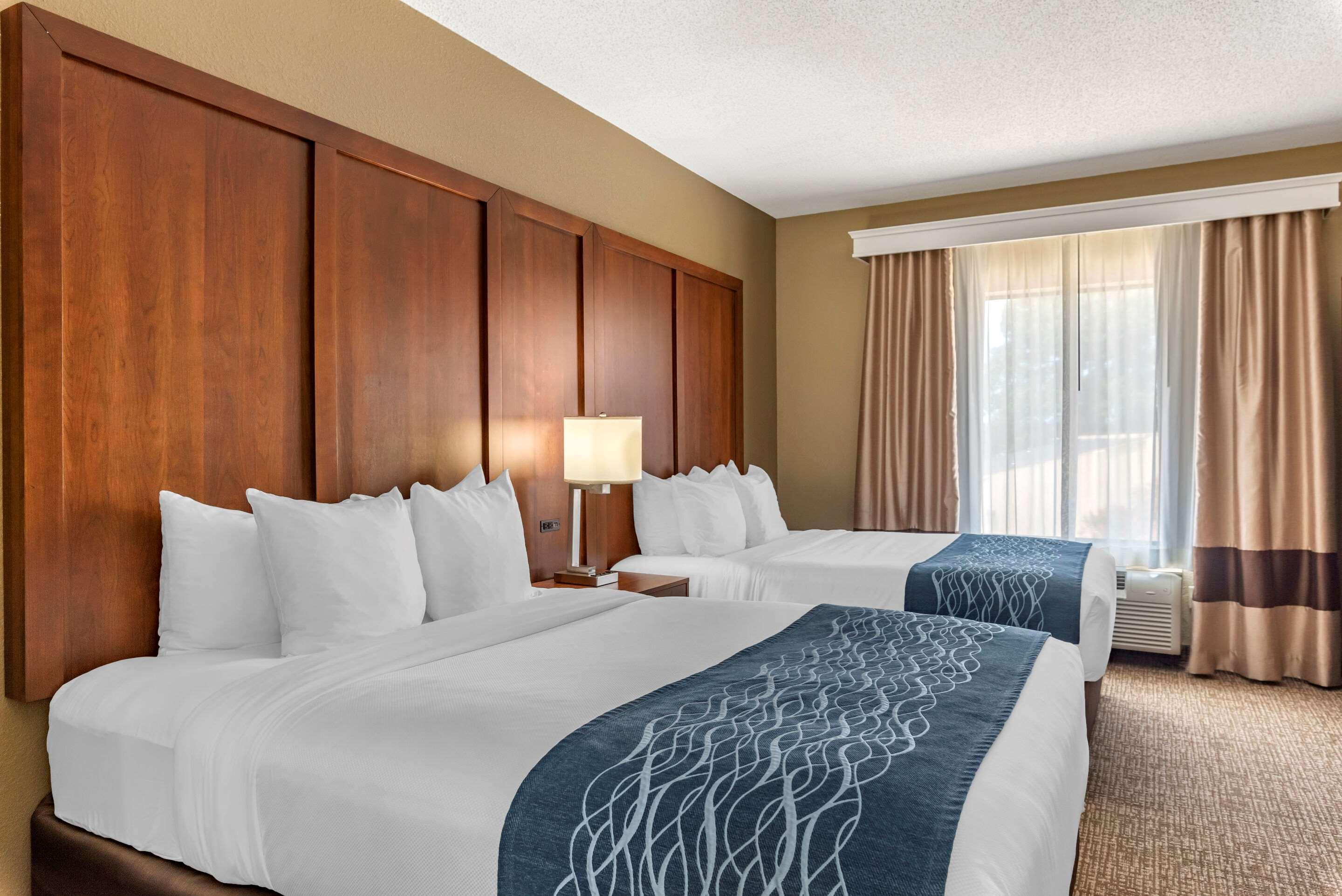 Comfort Inn & Suites Ельдорадо Екстер'єр фото